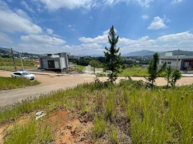TERRENO DE ESQUINA NO BAIRRO PARAÍSO DO VALE
