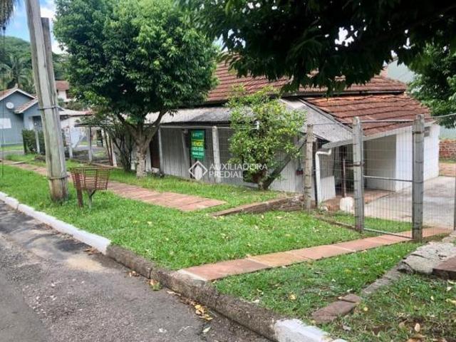Terreno de esquina plano no Jardim Mauá