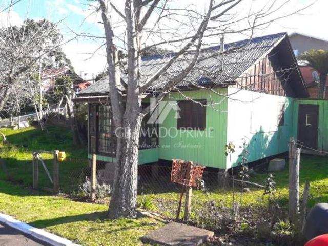 TERRENO DE ESQUINA PRÓXIMO AO CENTRO DE GRAMADO