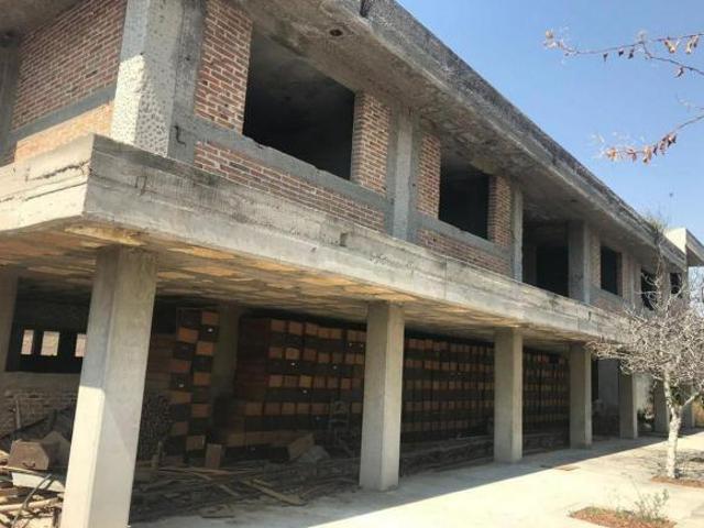 Terreno de Inversión en Venta, Con Nave industrial y Oficinas, El Arenal, El Meje Hidalgo