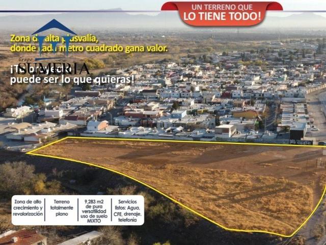 Terreno de uso de suelo mixto en Lombardo Toledano