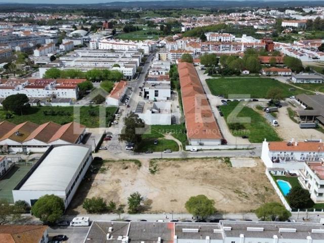 Terreno de 1410 m2 Bairro da Horta das Figueiras, Évora