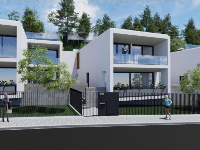 Terreno de 1428 m2 à venda Vila Nova de Gaia, Porto