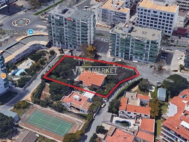 Terreno de 1500 m2 à venda Quarteira, Faro