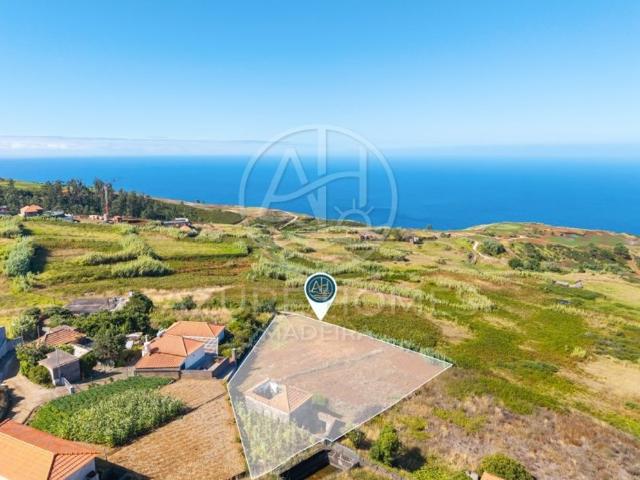 Terreno de 1593 m2 à venda Calheta, Madeira