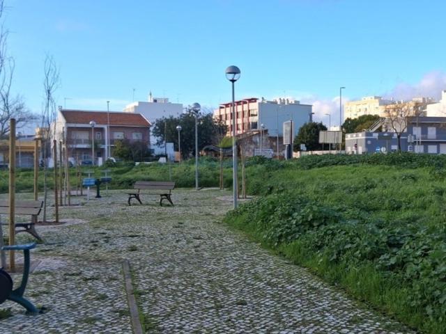 Terreno de 1609 m2 à venda Loule Sao Clemente, Loulé, Faro