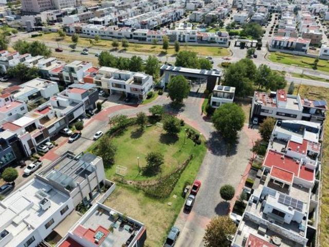 Terreno de 170 m2 en venta, Fraccionamiento Solares