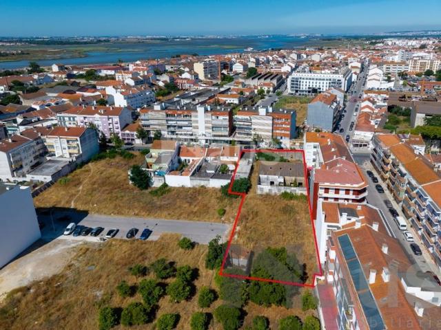 Terreno de 1850 m2 à venda Pocinho das Nascentes, Montijo, Setúbal