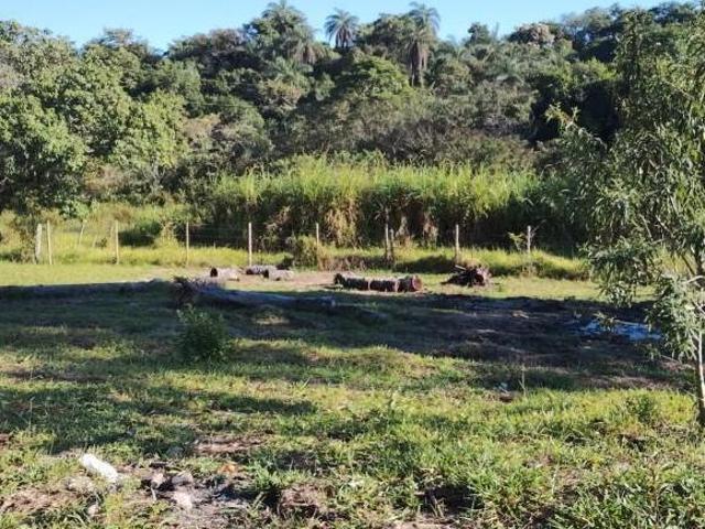 TERRENO DE 1906,50 M2 COM AGUA FDO
