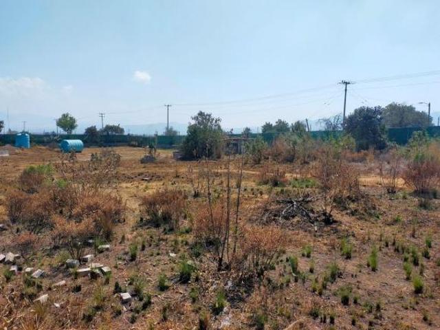 Terreno de 103,782 m² en venta en Calimaya