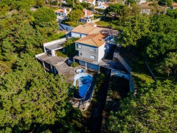 Terreno de 1000 m2 Capuchos, Almada, Setúbal