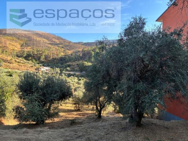 Terreno de 1041 m2 Fundão, Portugal