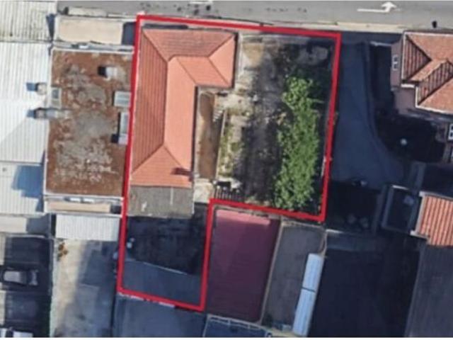 Terreno de 1078 m2 à venda Porto