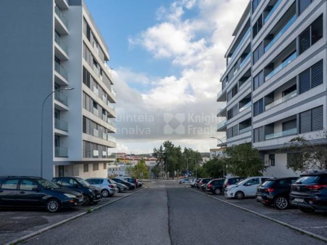 Terreno de 1095 m2 Amadora, Lisboa