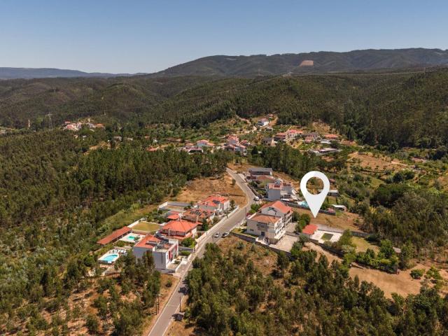 Terreno de 1140 m² para construção de moradia na Rua de Paredes Eiras, Coimbra