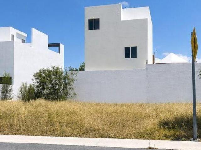 Terreno de 120 m² en venta en Rinconada Colonial