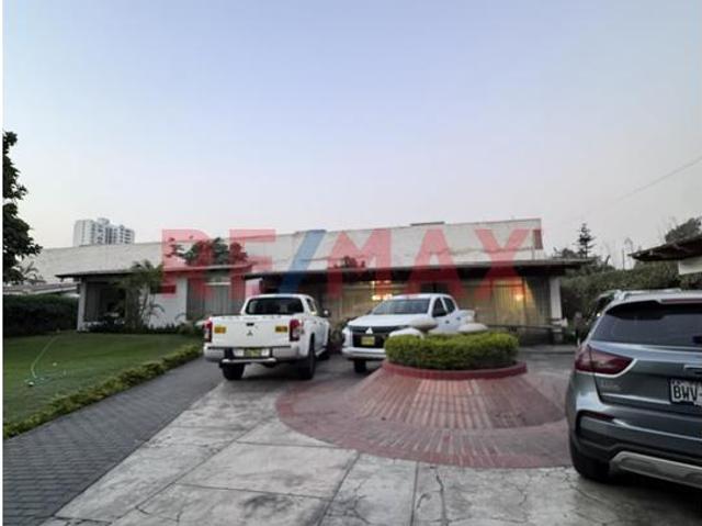 Terreno De 1253M2 En El Cortijo – Santiago De Surco