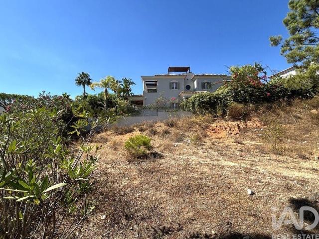 Terreno de 1260 m2 Almancil, Faro