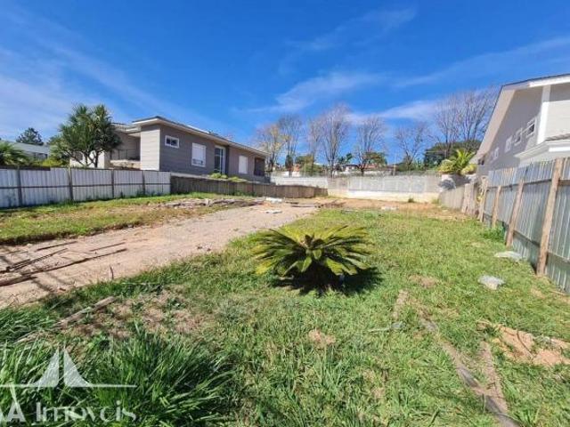 TERRENO DE 1.000 M² COM PROJETO APROVADO À VENDA NO TAMBORÉ 3