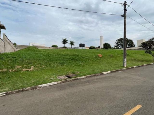 Terreno de 1.000 m² em condomínio de luxo em Valinhos SP, bairro Joapiranga: sua oportunidade de viv