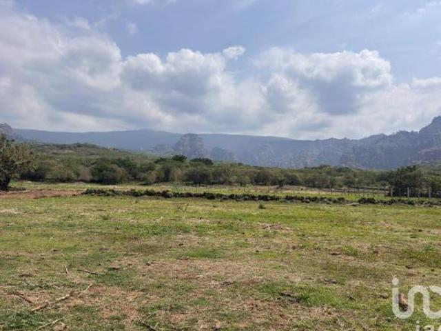 Terreno de 1,000 m² en venta en Amatlán, Tepoztlán | Vistas a las montañas