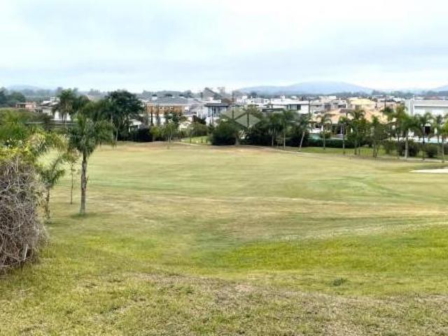 Terreno de 1.046m2 no condomínio Terra Ville Golf Clube