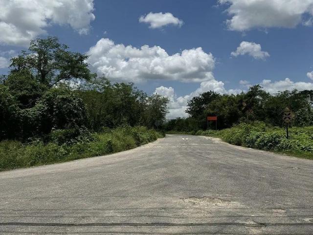 Terreno de 1.20 ha ubicado en la Hacienda de Hunxectaman, Umán, Yuc