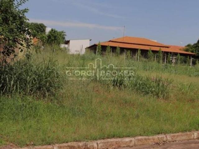 Terreno de 1.487,83 m² em condomínio exclusivo em Sales SP, no Condomínio Recreativo Barra Mansa