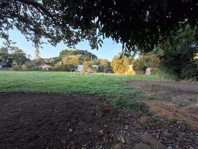 Terreno de 1.800m2 em loteamento fechado de Barão Geraldo