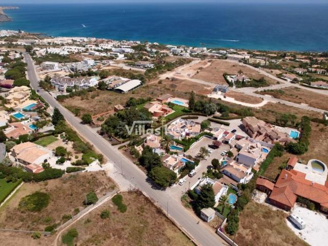 Terreno de 240 m2 Montinhos da Luz, Lagos, Faro