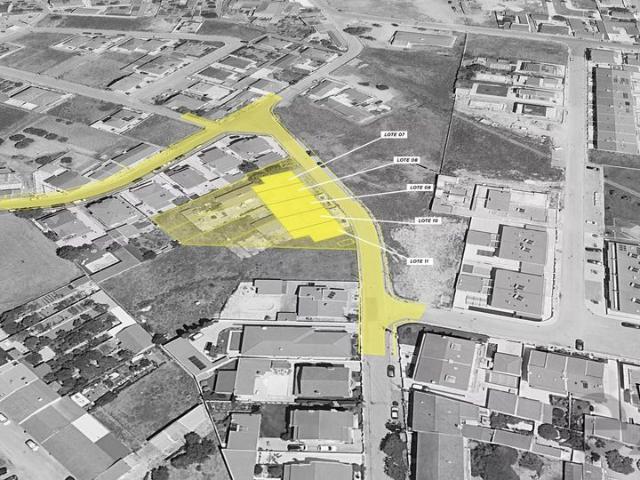 Terreno de 2430 m2 Sarilhos Grandes, Setúbal