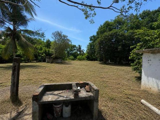 Terreno de 2468 m² en venta
