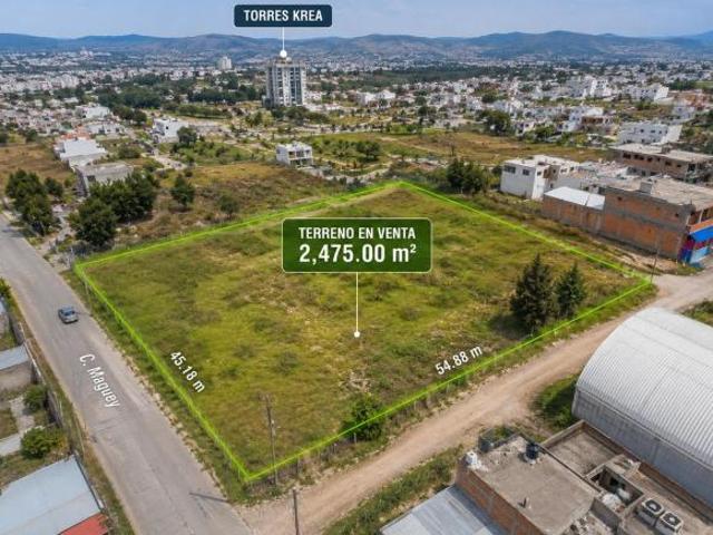 Terreno de 2475 m2 en Altozano, a 5 min de Av Juan Pablo II, Morelia