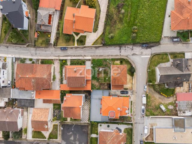 Terreno de 250 m2 para construção em Vila de Prado