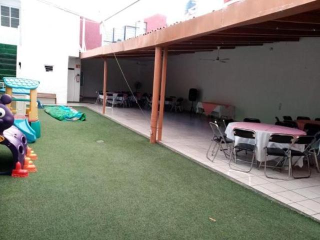 Terreno de 250 m² en venta en Guadalajara