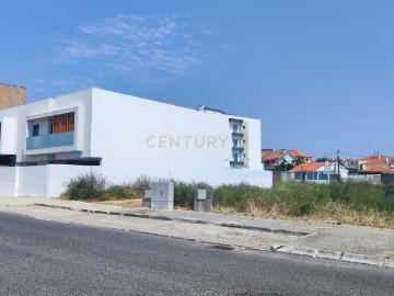 Terreno de 270 m² em Tires para Moradia Geminada de Luxo