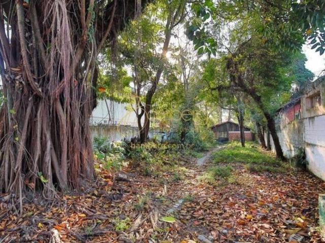 Terreno de 28.000,0 m² no Bolsão de Interlagos