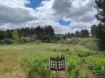 Terreno de 2197m², na zona industrial de Leiria