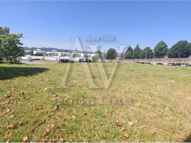 Terreno de 2222 m2 Maia, Porto