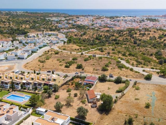 Terreno de 2245 m2 à venda Lagoa, Faro