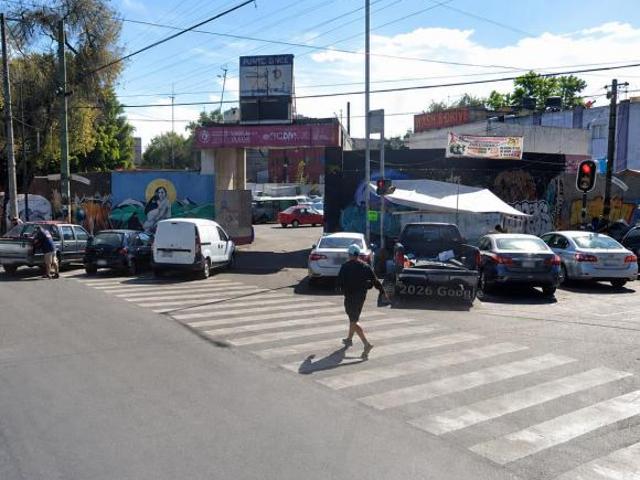 Terreno de 2258 m² en venta en la colonia Doctores