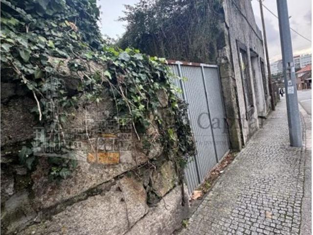 Terreno de 2259 m2 Maia, Portugal
