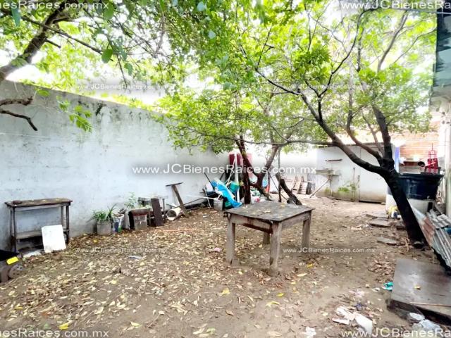 Terreno de 234 m² en zona céntrica. Ideal para casa o negocio Muy Cerca de Mega las Palmas