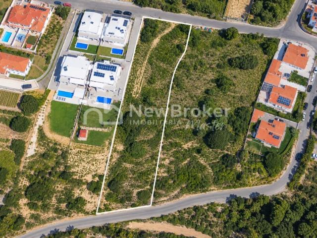 Terreno de 2.000 m² em Barril de Baixo | Carvoeira, Mafra