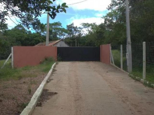 Terreno de 2 hectares, em condomínio