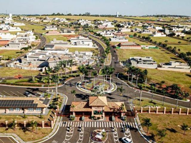 Terreno de 340 m² à Venda no TerraVista Residencial em Mirassol