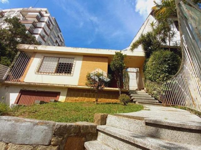 Terreno de 348 m² no bairro Auxiliadora