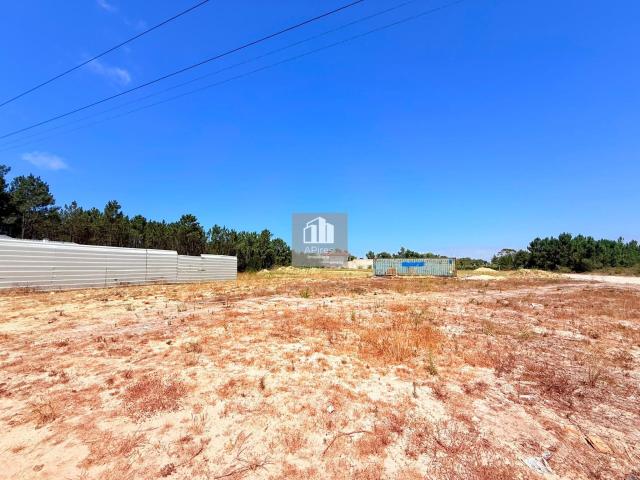 Terreno de 363m² na Quinta da Lobateira – Pronto para Casa Amovível!