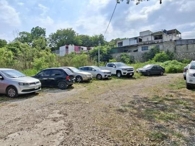 Terreno de 360m² con construcción para salón de eventos en Chiapa de Corzo