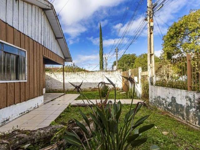 Terreno de 360m² localizado no Cajuru